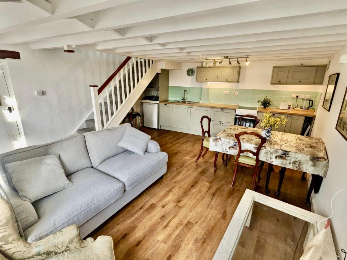 2 Stable Cottage, Llanbethery Llancarfan Extérieur photo